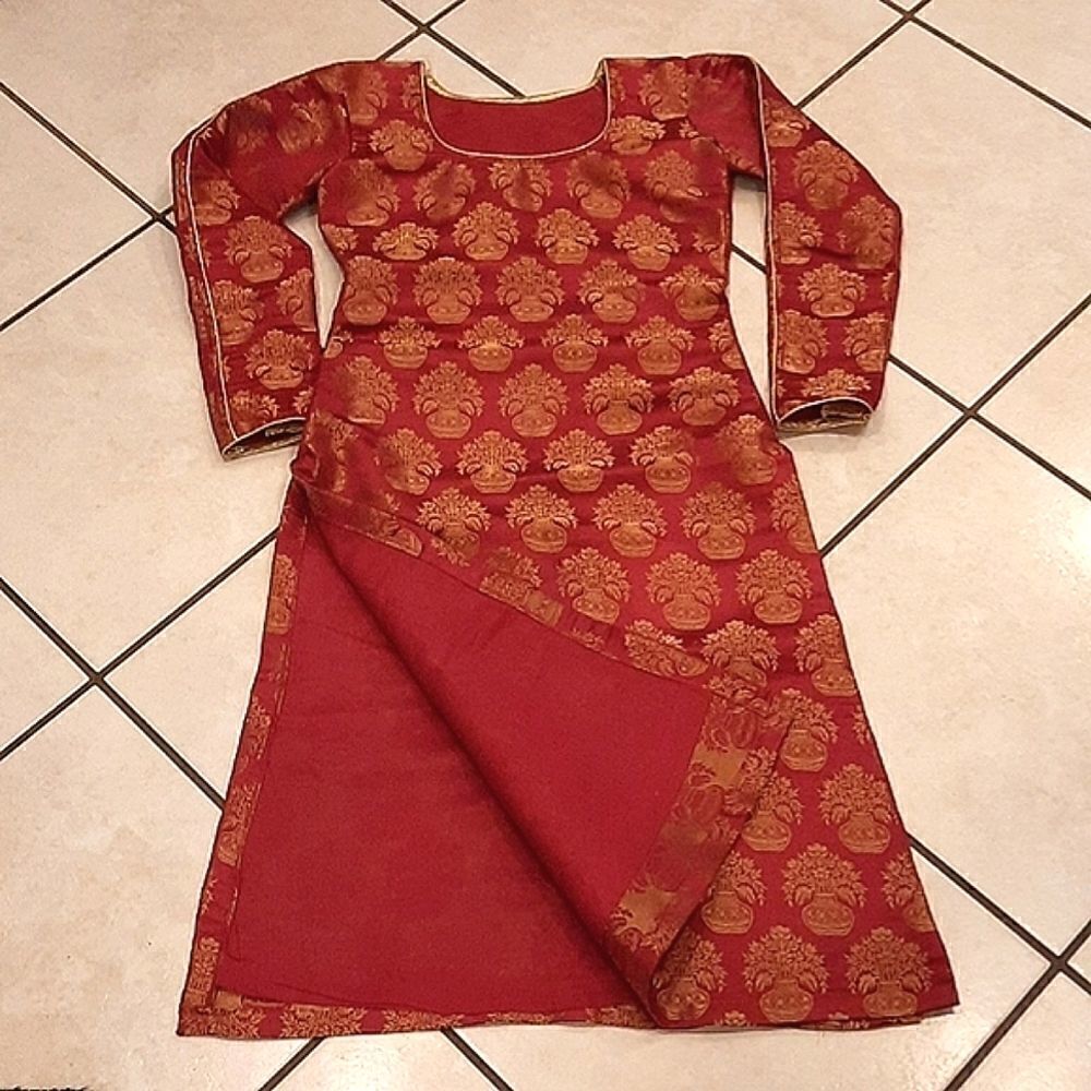 Kurta Red with Gold Trim and Floral Print